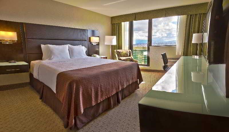 Holiday Inn Vancouver-Centre Broadway By Ihg Exterior foto