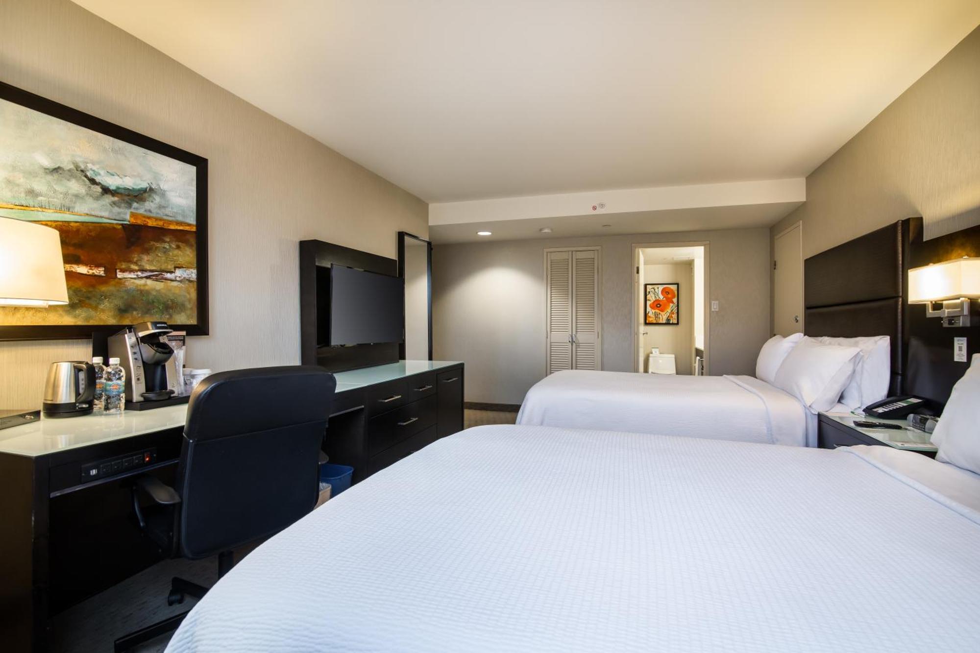 Holiday Inn Vancouver-Centre Broadway By Ihg Exterior foto